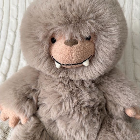 Jellycat Bo Bigfoot NEW BO2BF HtF Retired Plushy Collectible Jelly Cat - Picture 2 of 11